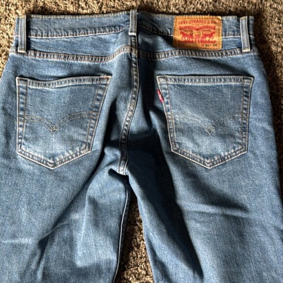 Levis 511 30 x 30 Light Wash Slim Fit Jeans - Picture 5 of 10